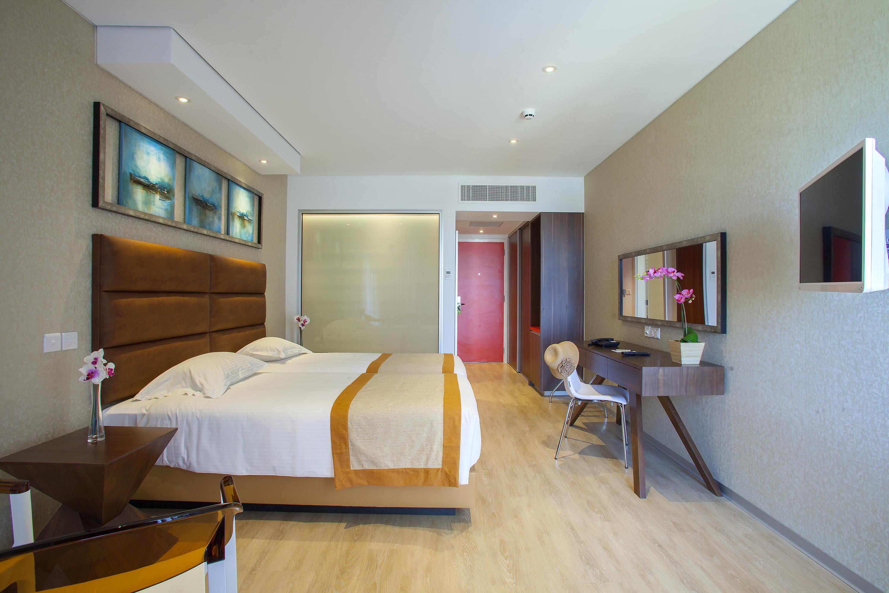 Faros Hotel Ayia Napa Bilik gambar
